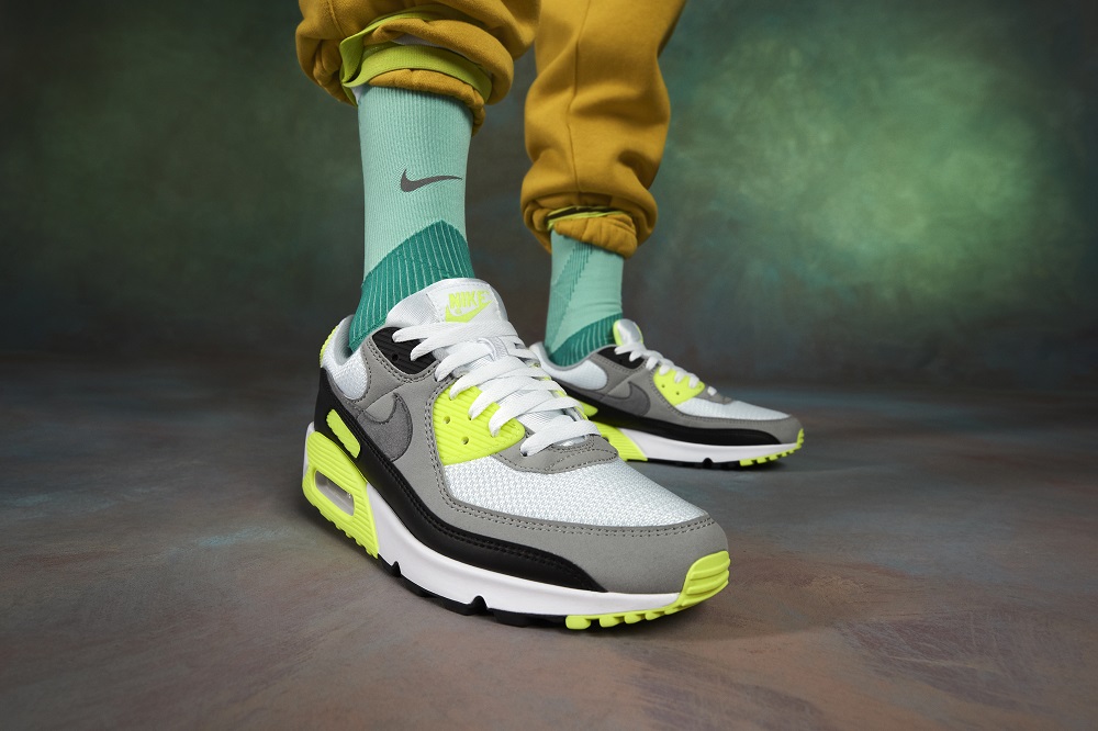 Buzz lightyear hotsell air max 90